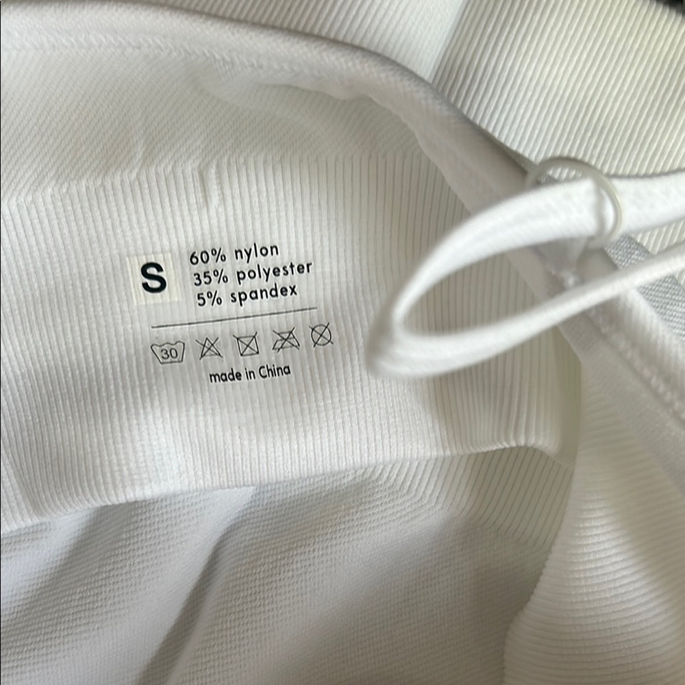 White Shapewear Set with High-Waisted Support - Picture 4 of 6